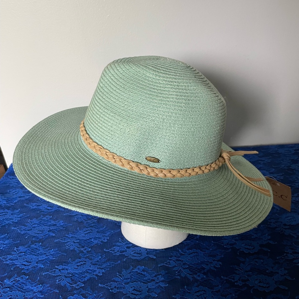 NWT C.C. Exclusives Mint Green Straw Panama Hat - Picture 2 of 7